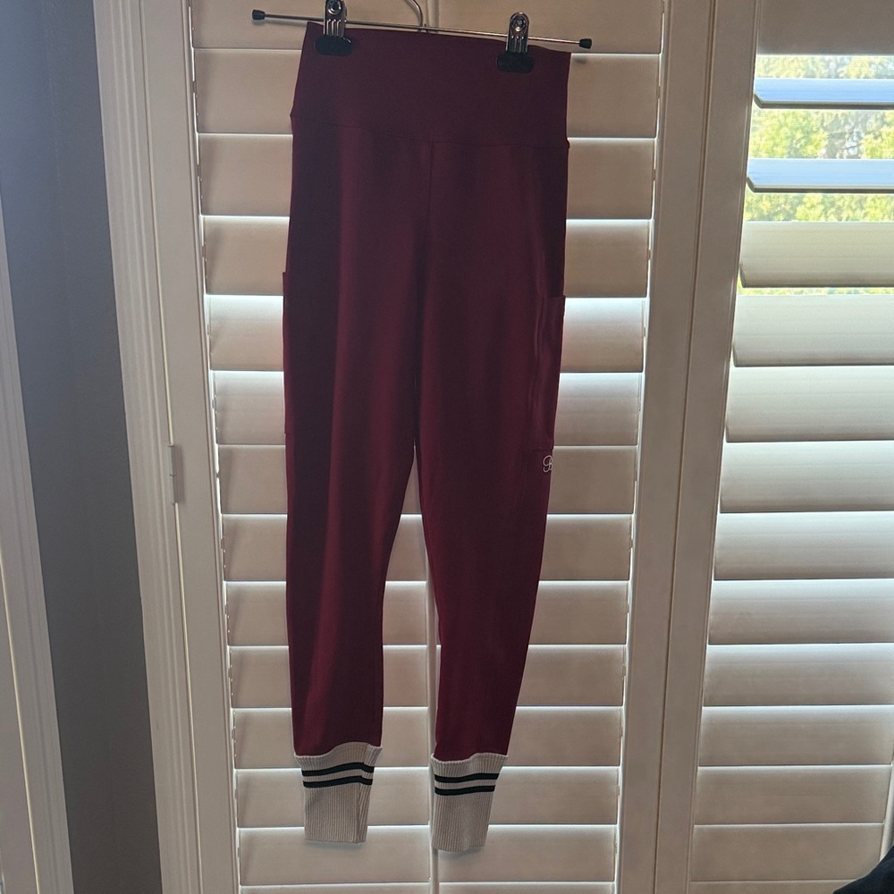 Bombshell Maroon Leggings with Striped Cuffs